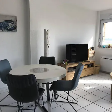 Avec Terrasse, Wifi A 50m De La - - Fr-1-368-293 Apartment
