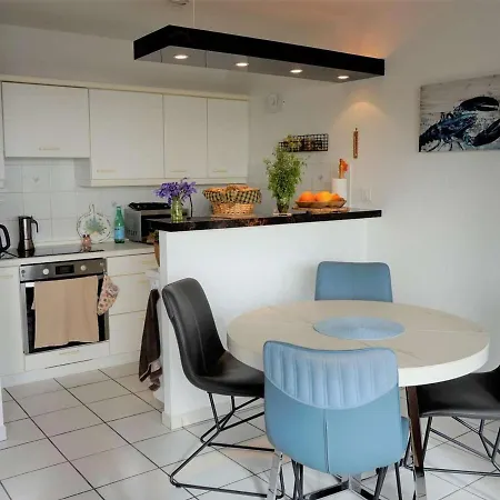 Avec Terrasse, Wifi A 50m De La - - Fr-1-368-293 Apartment